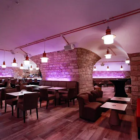 Hotel Palatina Hotel-restaurant