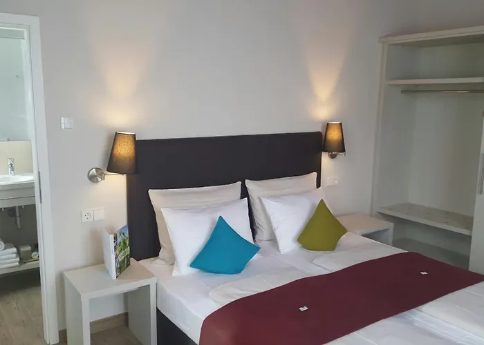 Palatina Hotel-restaurant 4*